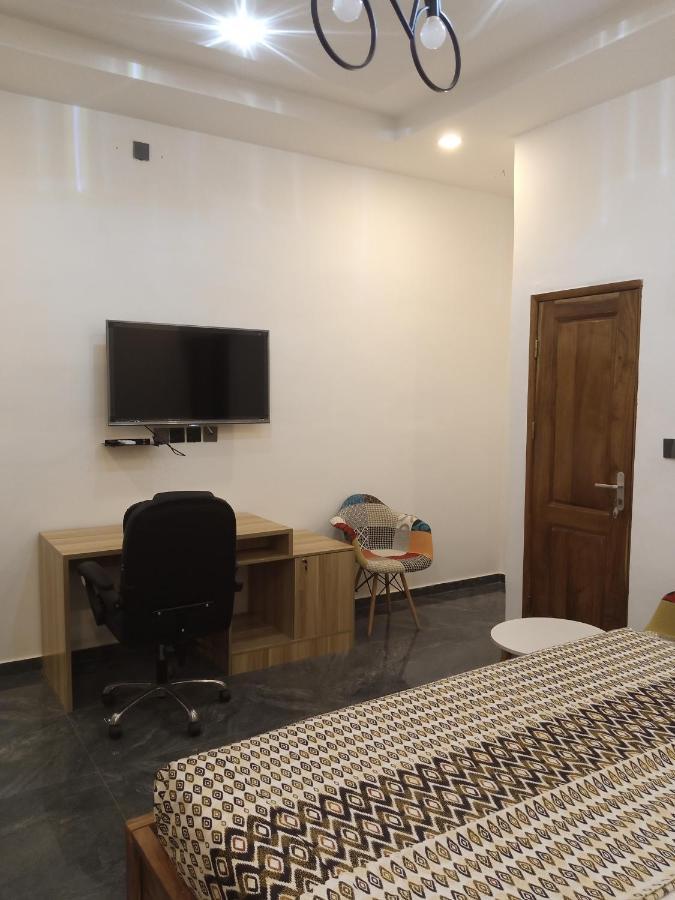 Marys Guest House Lome Luaran gambar